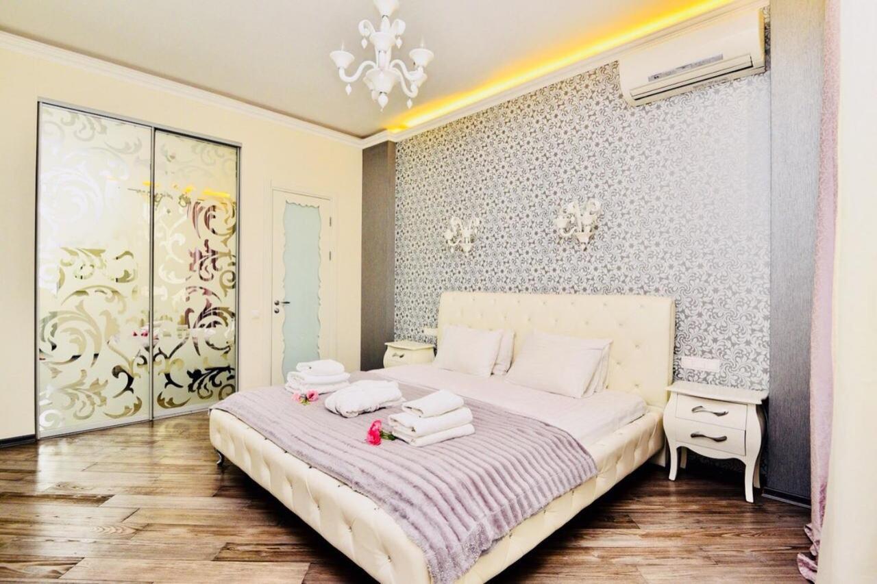 Premium Rent In Kiev Centre - Kievアパートメント エクステリア 写真