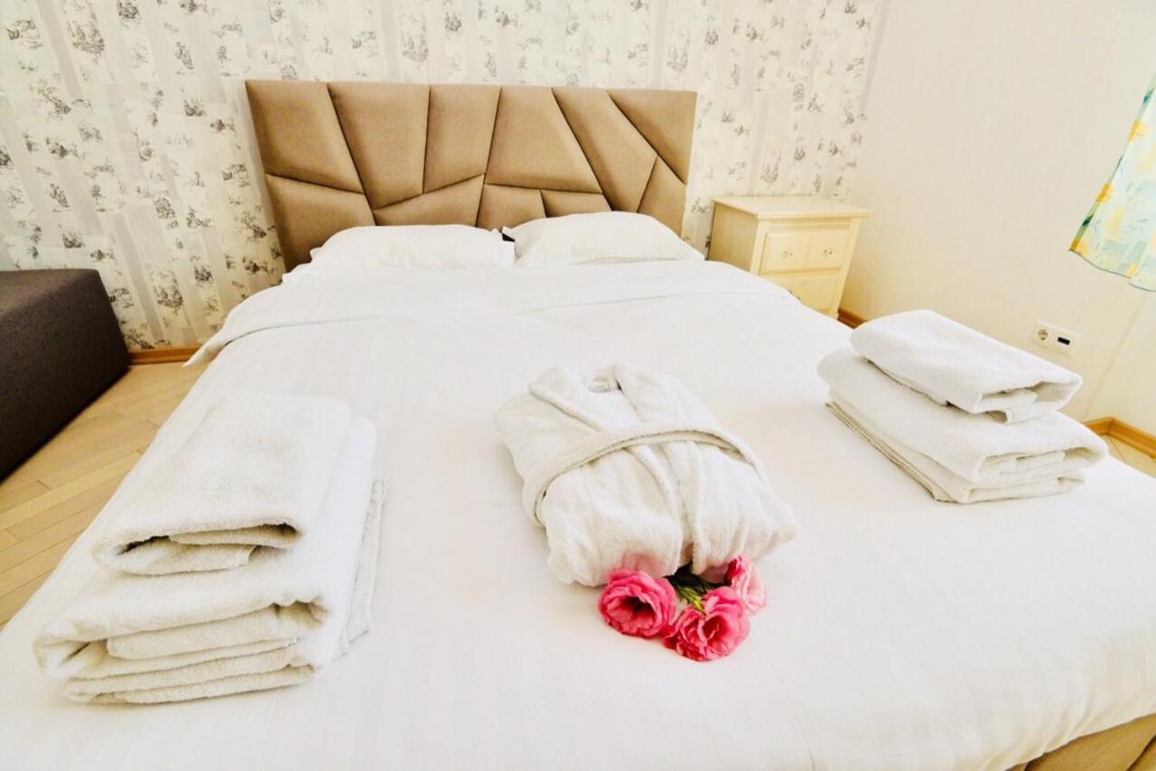 Premium Rent In Kiev Centre - Kievアパートメント エクステリア 写真