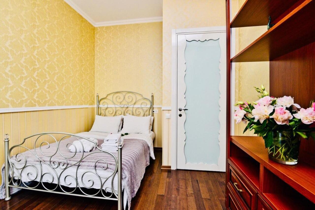 Premium Rent In Kiev Centre - Kievアパートメント エクステリア 写真