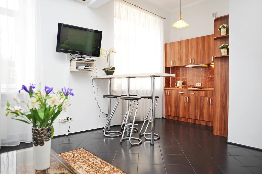 Premium Rent In Kiev Centre - Kievアパートメント エクステリア 写真