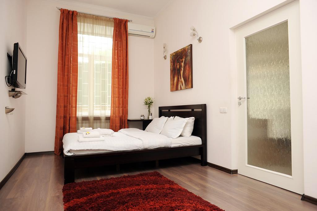 Premium Rent In Kiev Centre - Kievアパートメント エクステリア 写真